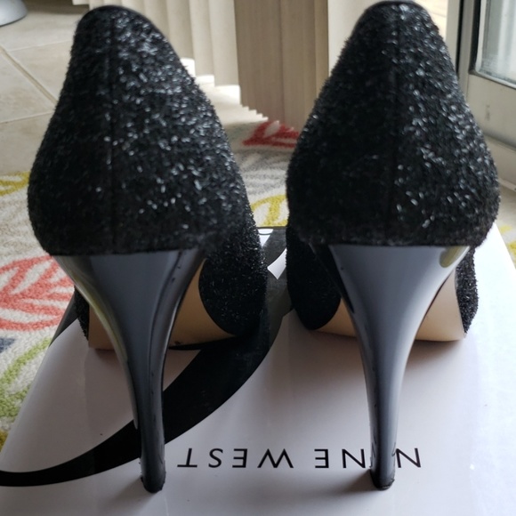 Nine West Escher Peep Toe Pumps - Picture 4 of 4